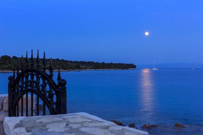 Adorable Beachfront Holiday Villa with Pool in Ciovo near Trogir