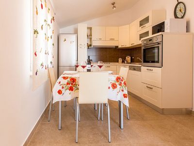 Dalmatian Seaside Stone Holiday House Omis Riviera
