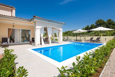 Sea View Villa with Pool and Boat Mooring in Riviera Sibenik