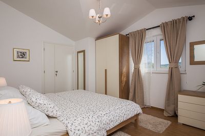 Sea View Villa with Pool and Boat Mooring in Riviera Sibenik