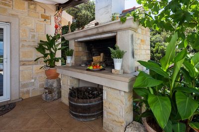 Charming Croatian Beach Villa Mirca with Pool 