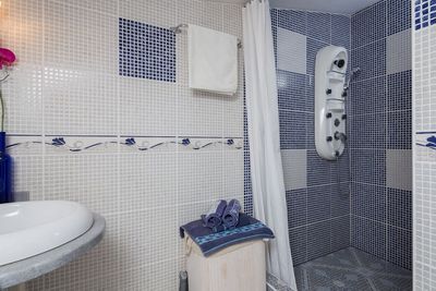 Charming Croatian Beach Villa Mirca with Pool 
