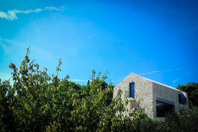 Island Brac Stone Villa with Indoor and Outdoor Swimming Pool in Sutivan
