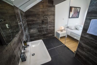 Island Brac Stone Villa with Indoor and Outdoor Swimming Pool in Sutivan