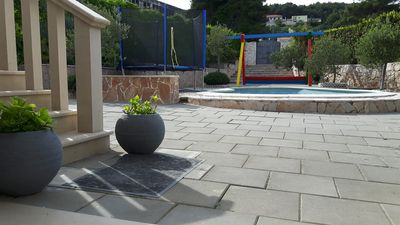 Island Brac Large Holiday House with Pool and Facilities for Children