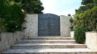 Island Brac Large Holiday House with Pool and Facilities for Children