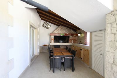 Island Brac Large Holiday House with Pool and Facilities for Children
