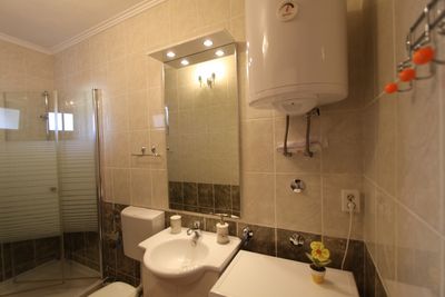 Island Brac Large Holiday House with Pool and Facilities for Children