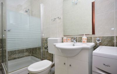Island Brac Large Holiday House with Pool and Facilities for Children