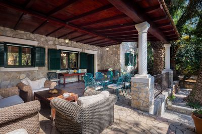 Amazing Beachfront Villa in Peljesac Peninsula near Orebic