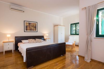 Amazing Beachfront Villa in Peljesac Peninsula near Orebic