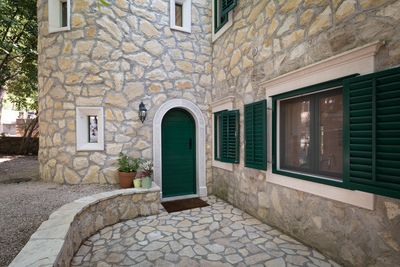 Amazing Beachfront Villa in Peljesac Peninsula near Orebic