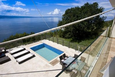 Exclusive Luxury Villa with Pool in Jesenice near Makarska and Split