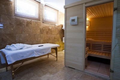 Exclusive Luxury Villa with Pool in Jesenice near Makarska and Split