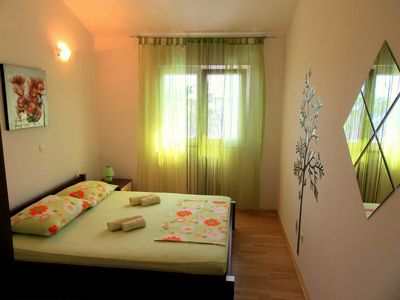 2 Bedroom Holiday House with Private Pool in Makarska Riviera