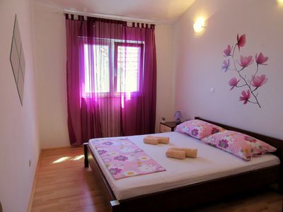 2 Bedroom Holiday House with Private Pool in Makarska Riviera