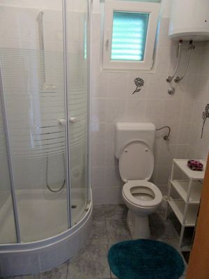 2 Bedroom Holiday House with Private Pool in Makarska Riviera