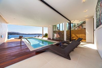 Exclusive Seafront Villa Primosten