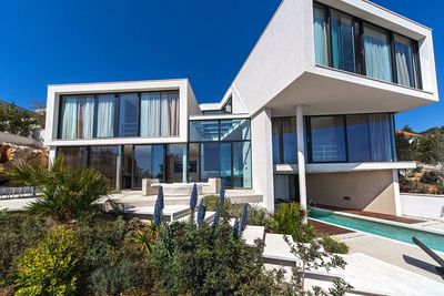 Exclusive Seafront Villa Primosten