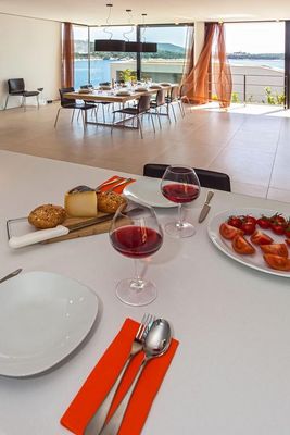 De Lux Villa with Indoor Swimming Pool in Primosten