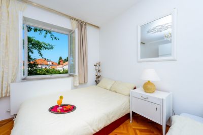 Spacious Dubrovnik Holiday Villa with Amazing Garden and Pool