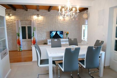 Stylish 3 Bedroom Villa with pool in Trogir Area