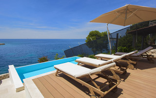 Luxury Villa with Pool and Private Beach in Bilo, Primosten