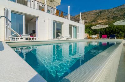 Gorgeous Sea View Villa with Pool in Zupa Dubrovacka near Dubrovnik
