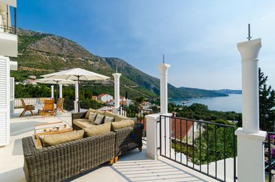 Gorgeous Sea View Villa with Pool in Zupa Dubrovacka near Dubrovnik
