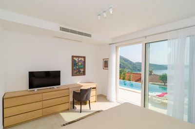 Gorgeous Sea View Villa with Pool in Zupa Dubrovacka near Dubrovnik