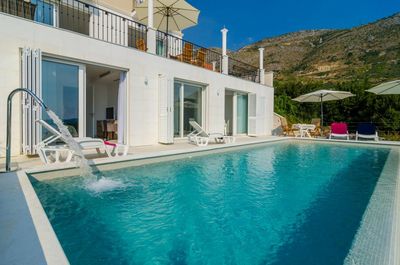 Gorgeous Sea View Villa with Pool in Zupa Dubrovacka near Dubrovnik