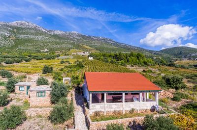 Beautiful Authentic Peljesac Seafront House with Private Beach 