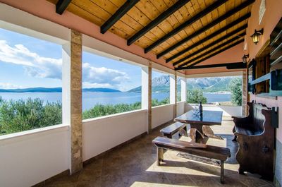 Beautiful Authentic Peljesac Seafront House with Private Beach 