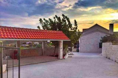 Stylish 3 Bedroom Villa with pool in Trogir Area