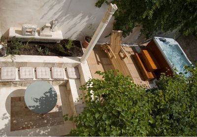 Stylish Stone Villa with Outdoor Jacuzzi in Hvar Town Center