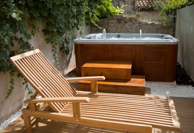 Stylish Stone Villa with Outdoor Jacuzzi in Hvar Town Center