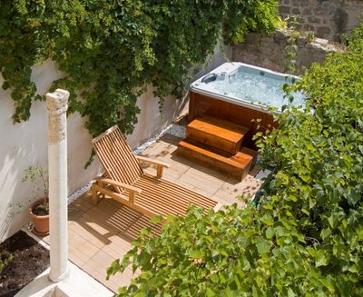 Stylish Stone Villa with Outdoor Jacuzzi in Hvar Town Center