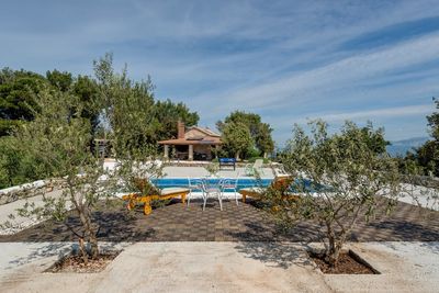 Adorable Sea View Holiday Villa with Pool in Island Brac