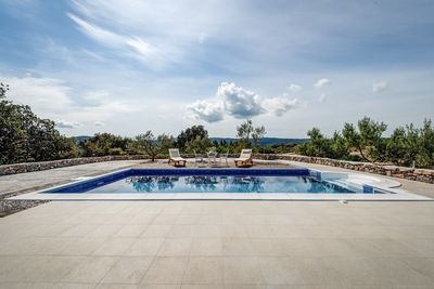 Adorable Sea View Holiday Villa with Pool in Island Brac