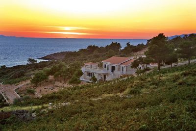 Luxury Stone Villa with Pool, Private Beach, and Own Helipad Peljesac Peninsula 