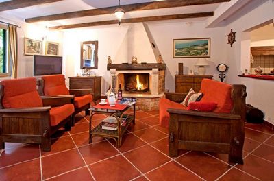 Luxury Stone Villa with Pool, Private Beach, and Own Helipad Peljesac Peninsula 