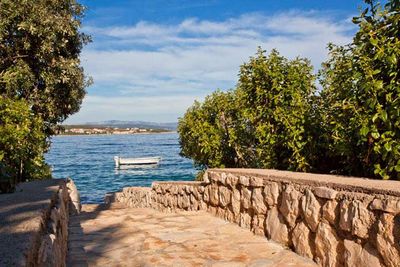 Exclusive Seafront Villa with Pool and Winter-Garden with Hot Tub in Krk Island