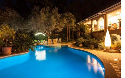 Exclusive Seafront Villa with Pool and Winter-Garden with Hot Tub in Krk Island