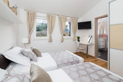 Amazing 3 Bedroom Sea View Villa with Pool in Sutivan Island Brac