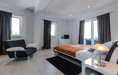 Exclusive Beachfront Villa with Pool in Sreser Peljesac Peninsula