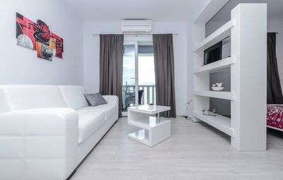 Exclusive Beachfront Villa with Pool in Sreser Peljesac Peninsula