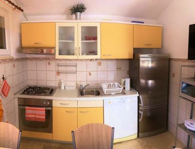Charming Holiday House with Pool and Beautiful Views in Brac Island