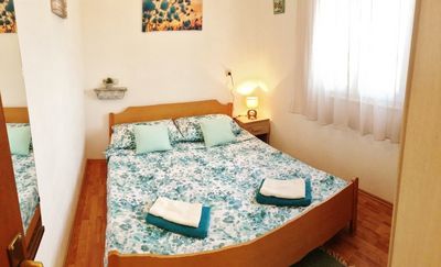 Charming Holiday House with Pool and Beautiful Views in Brac Island