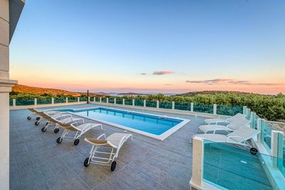 Gorgeous Villa with Large Yard & Heated Pool and Amazing Sea Views in Riviera Rogoznica