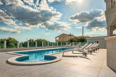 Gorgeous Villa with Large Yard & Heated Pool and Amazing Sea Views in Riviera Rogoznica